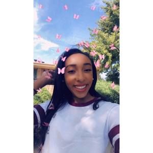 Meet your Posher, Naja marie